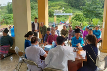 Tỉnh miền núi ưu tiên nguồn lực y tế cho đồng bào dân tộc thiểu số