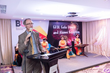 Hợp tác đào tạo quốc tế, đón đầu thị trường bán lẻ