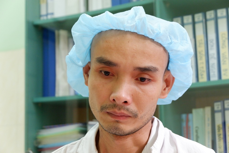 Người đàn ông có trái tim lỗi nhịp khát khao thêm một lần được sống - 2 Người đàn ông có trái tim lỗi nhịp khát khao thêm một lần được sống - 2