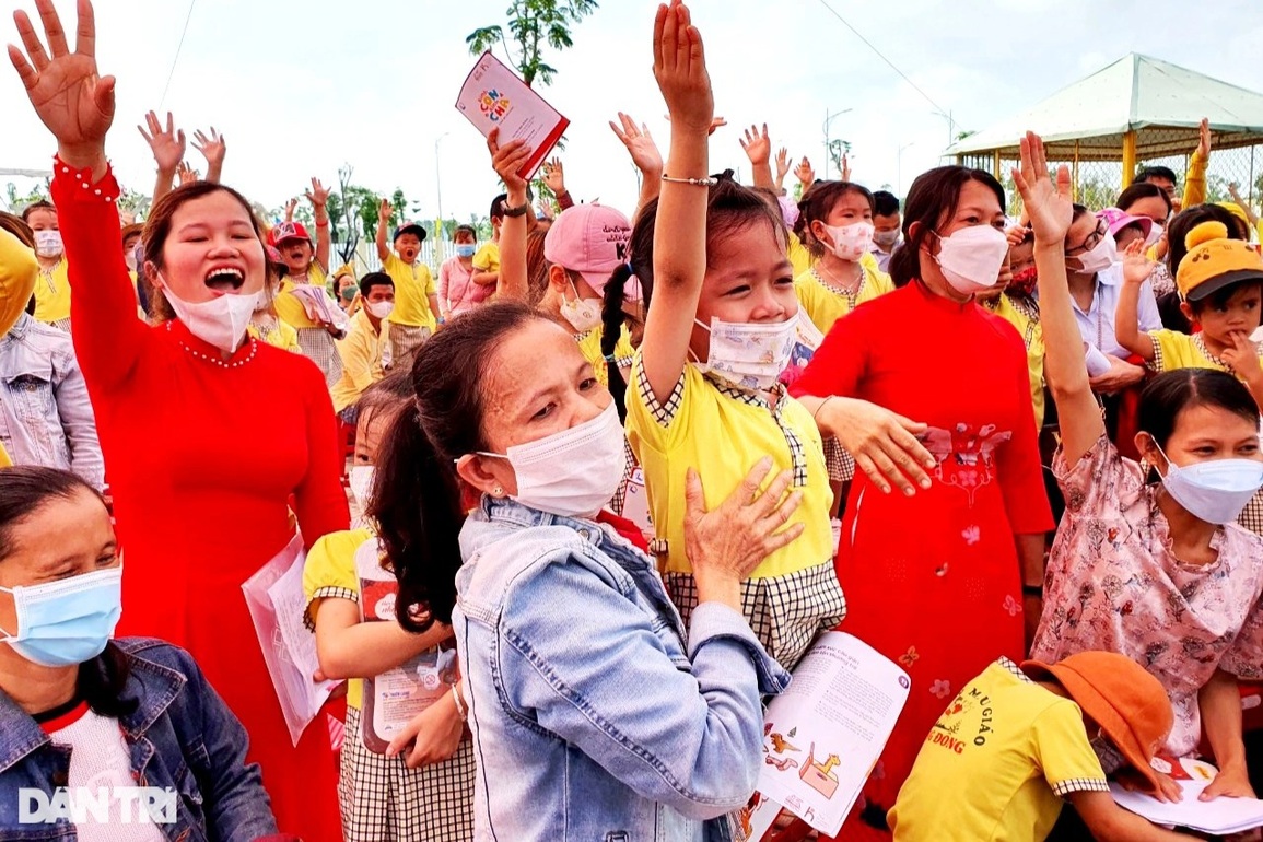 Huy động hỗ trợ trẻ em nghèo, khó khăn qua chương trình giáo dục cộng đồng - 2 Huy động hỗ trợ trẻ em nghèo, khó khăn qua chương trình giáo dục cộng đồng - 2