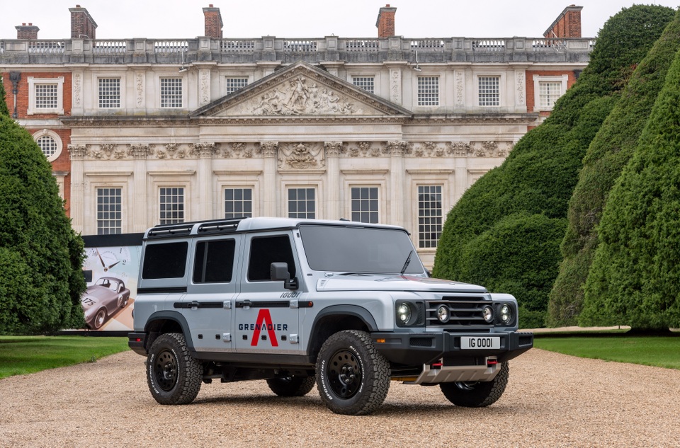 Dàn xe địa hình huyền thoại gây chú ý tại sự kiện Concours of Elegance - 1 Dàn xe địa hình huyền thoại gây chú ý tại sự kiện Concours of Elegance - 1