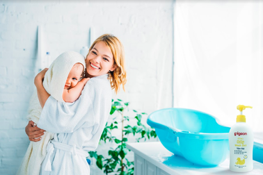 Bỏ túi “bí kíp” bảo vệ làn da cho bé mùa nóng để luôn mềm mịn