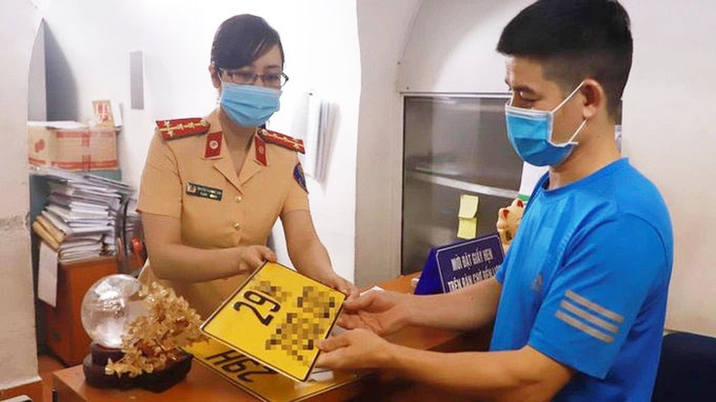 Những điều cần biết về biển số xe định danh từ ngày 15/8 - 2 Những điều cần biết về biển số xe định danh từ ngày 15/8 - 2