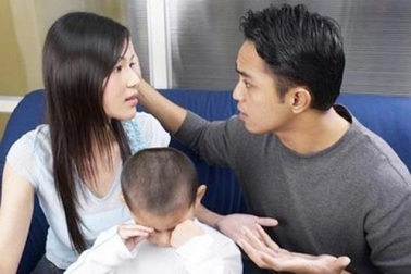 Con riêng của chồng đòi chu cấp, nhà tôi hết tiền không đưa có gì sai?