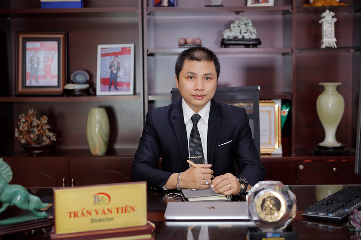 Hành trình tạo nên thương hiệu Trang sức Em Và Tôi - 2 Hành trình tạo nên thương hiệu Trang sức Em Và Tôi - 2