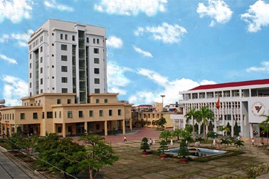 Đại học Y Thái Bình chúc mừng năm mới