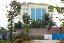 Trụ sở chi cục thuế 60 tỷ đồng không có lối vào: Trách nhiệm thuộc về ai?