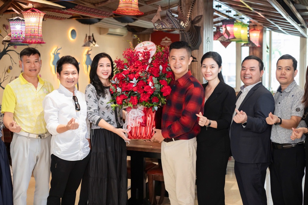 Song Dương: Lạc bước vào núi rừng Tây Bắc giữa phồn hoa Hà Nội - 5 Song Dương: Lạc bước vào núi rừng Tây Bắc giữa phồn hoa Hà Nội - 5