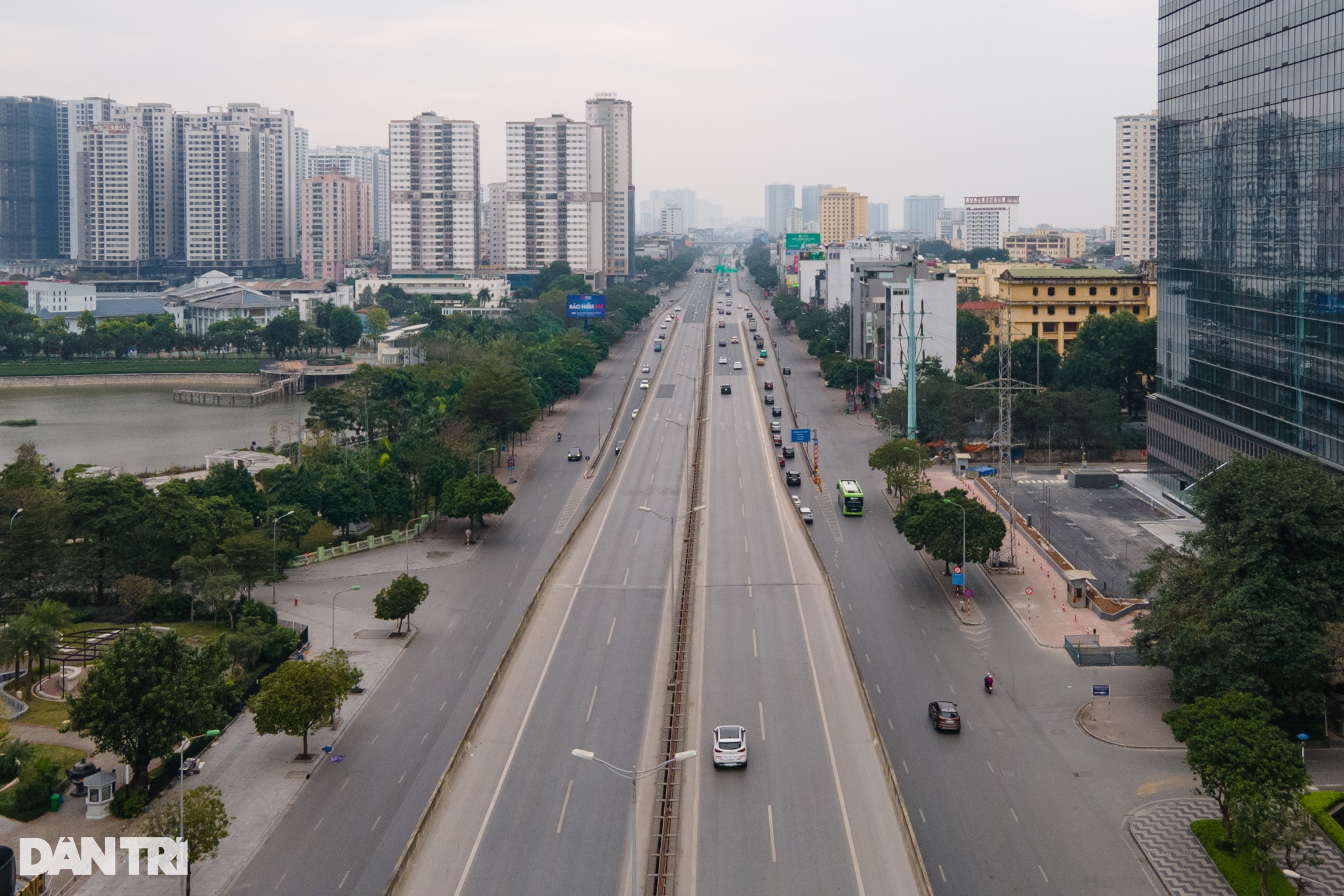 Hà Nội: Đường phố thênh thang ngày mùng một Tết - 2