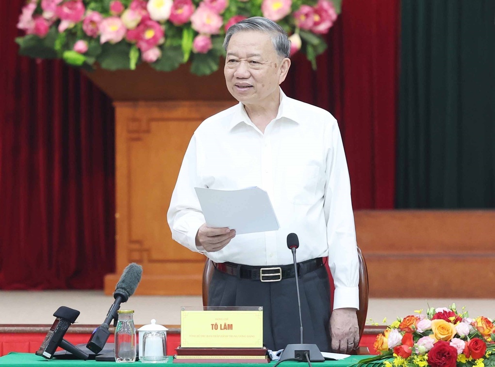 Tổng Bí thư: Khẩn trương chuẩn bị đại hội đảng bộ các cấp tiến tới Đại hội XIV của Đảng - 1 Tổng Bí thư: Khẩn trương chuẩn bị đại hội đảng bộ các cấp tiến tới Đại hội XIV của Đảng - 1