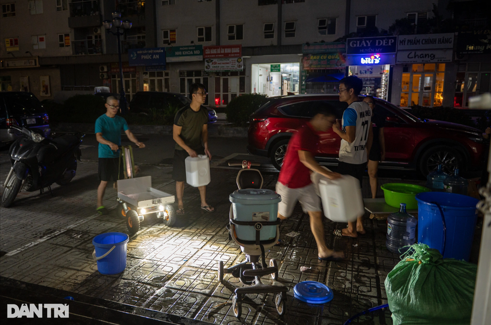 Cơn ác mộng thiếu nước sạch của nhiều cư dân Thủ đô - 1 Cơn ác mộng thiếu nước sạch của nhiều cư dân Thủ đô - 1