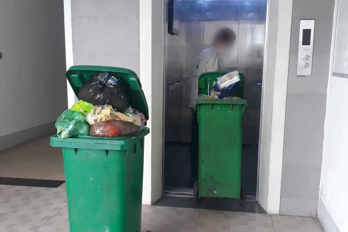 F0 Hà Nội bùng nổ, nhiều nơi vỡ trận xử lý rác thải y tế - 4 F0 Hà Nội bùng nổ, nhiều nơi vỡ trận xử lý rác thải y tế - 4
