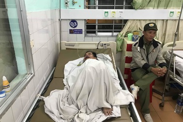 Một phóng viên bị hành hung dã man trên đường đi công tác