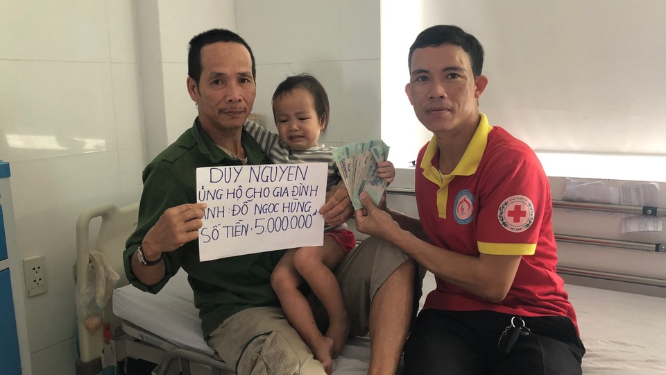 Người kết nối những giọt máu “nóng” - 2 Người kết nối những giọt máu “nóng” - 2