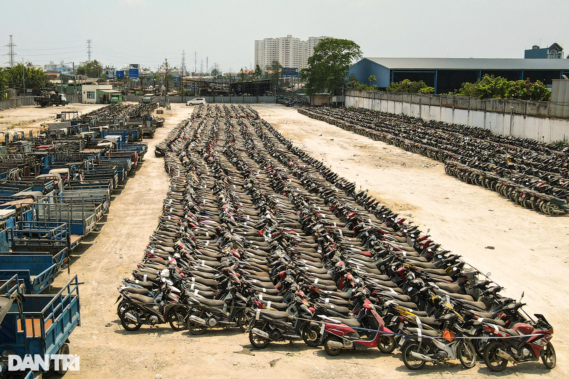 Hơn 90.000 phương tiện vi phạm chất đống trong các bãi xe tang vật ở TPHCM - 3 Hơn 90.000 phương tiện vi phạm chất đống trong các bãi xe tang vật ở TPHCM - 3
