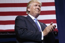 Chiến dịch tranh cử của Trump "bội thu" sau cuộc tranh luận