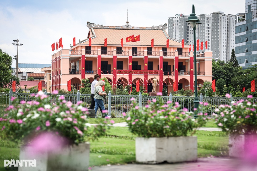 Dừng dự án nhà ở tại khu vực Bến Nhà Rồng và tầm nhìn chiến lược của TPHCM - 1 Dừng dự án nhà ở tại khu vực Bến Nhà Rồng và tầm nhìn chiến lược của TPHCM - 1