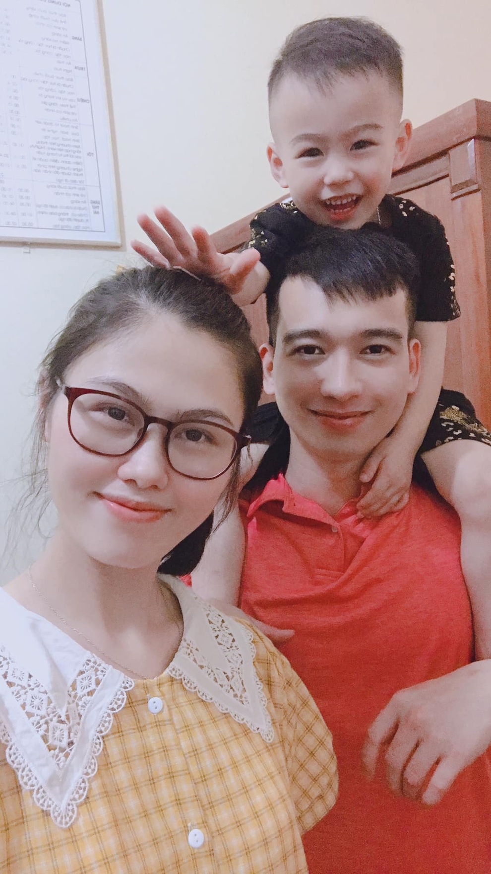 Chuyện xúc động về anh chồng bộ đội đưa vợ đi đẻ online thời Covid-19 - 2