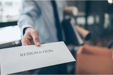 "Từ chức hộ", cơn sốt mới tiềm ẩn rủi ro lan rộng toàn cầu?