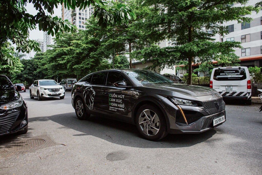 Theo chân chủ xe Peugeot tham gia chương trình Mobile Service - 5 Theo chân chủ xe Peugeot tham gia chương trình Mobile Service - 5