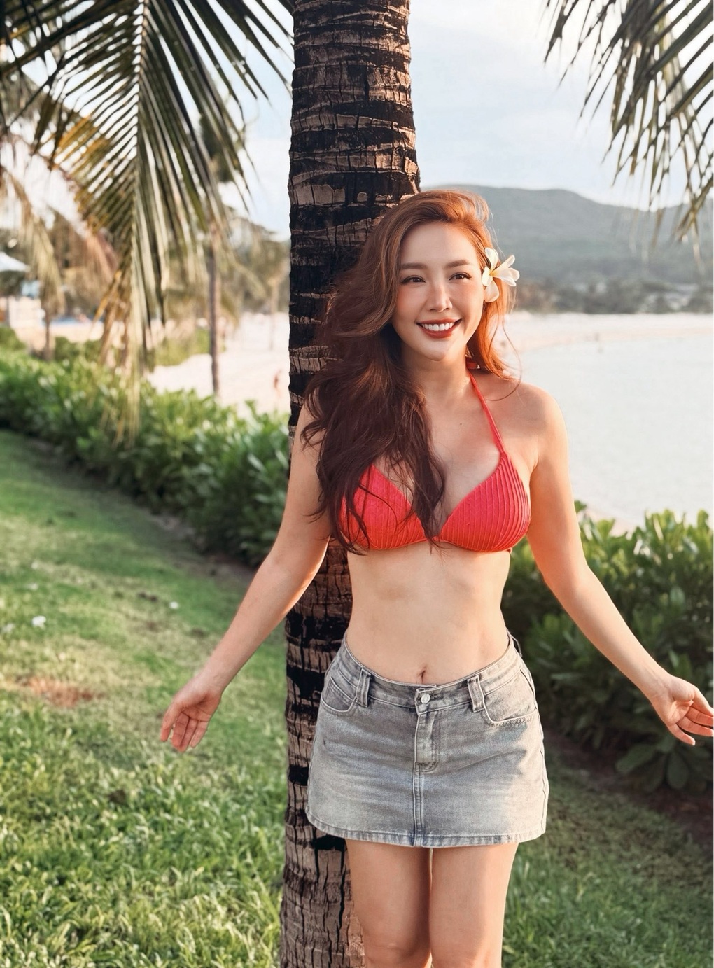 Cuộc sống dàn mỹ nhân cùng thời hot girl Ngọc Anh sau 2 thập kỷ giờ ra sao? - 4 Cuộc sống dàn mỹ nhân cùng thời hot girl Ngọc Anh sau 2 thập kỷ giờ ra sao? - 4