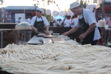 10 đầu bếp quốc tế đến Hội An thử tài “Thách thức cao lầu”