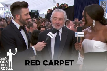 Robert De Niro lịch lãm trên thảm đỏ