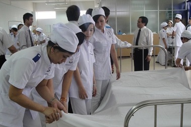 TPHCM: Dừng mở các ngành đào tạo về sức khỏe