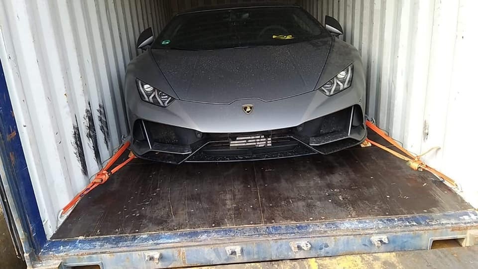 Nhiều siêu xe hàng độc sắp cập bến Việt Nam - 3 Nhiều siêu xe hàng độc sắp cập bến Việt Nam - 3