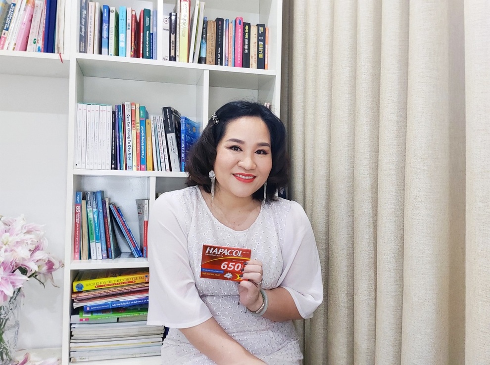Người nổi tiếng chuẩn bị gì trước và sau khi tiêm vắc xin Covid-19? - 1 Người nổi tiếng chuẩn bị gì trước và sau khi tiêm vắc xin Covid-19? - 1