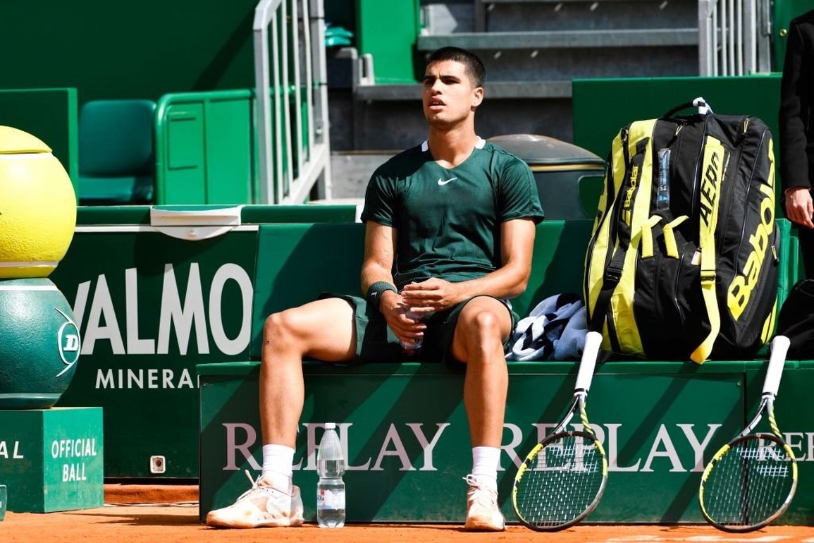 Tiểu Nadal bị loại ngay trận ra quân ở Monte Carlo - 1 Tiểu Nadal bị loại ngay trận ra quân ở Monte Carlo - 1