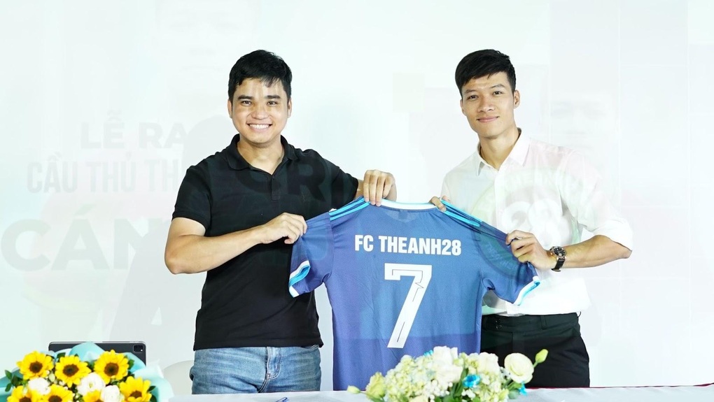 Cán Cris gia nhập đội bóng Theanh28 FC - 1 Cán Cris gia nhập đội bóng Theanh28 FC - 1