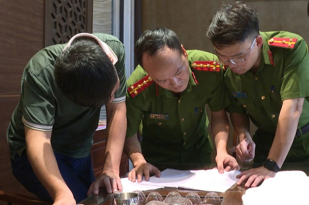 Công an tỉnh Thanh Hóa thông tin về vụ khám xét nhà đại ca giang hồ - 2 Công an tỉnh Thanh Hóa thông tin về vụ khám xét nhà đại ca giang hồ - 2