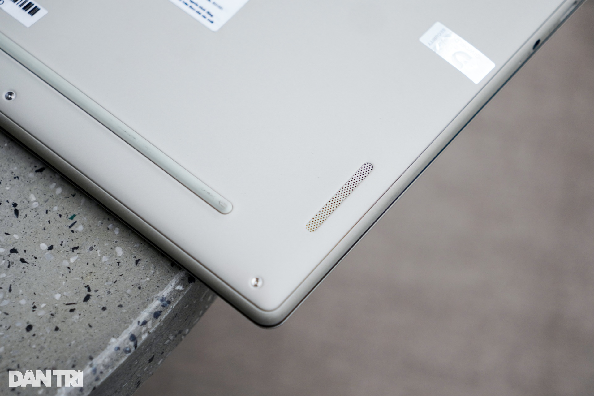 Đánh giá Asus Zenbook A14: Laptop AI chạy chip Snapdragon X sẽ dành cho ai? - 13
