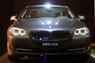 BMW ra mắt 5 series thế hệ thứ 6 tại Việt Nam