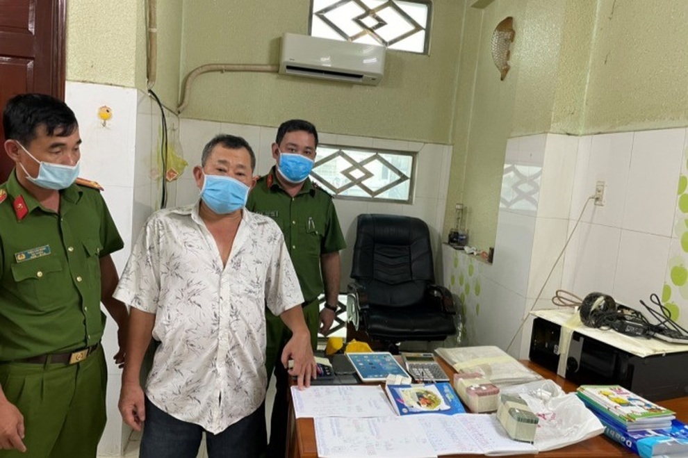 An Giang: Triệt phá đường dây đánh bạc trên 50 tỷ đồng - 3 An Giang: Triệt phá đường dây đánh bạc trên 50 tỷ đồng - 3