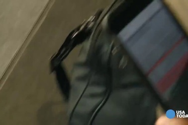 Sai lầm nguy hiểm nhiều du khách thường mắc phải khi đi máy bay