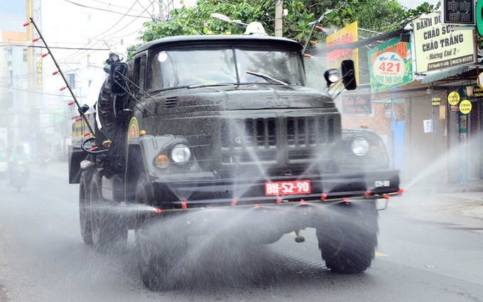 Hôm nay, TP.HCM triển khai phun khử khuẩn quy mô toàn thành phố trong 7 ngày