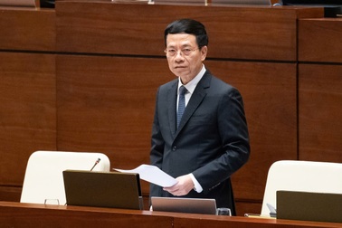 Nhờ đại biểu đánh giá, Bộ trưởng hay "trợ lý ảo" trả lời chất vấn tốt hơn?