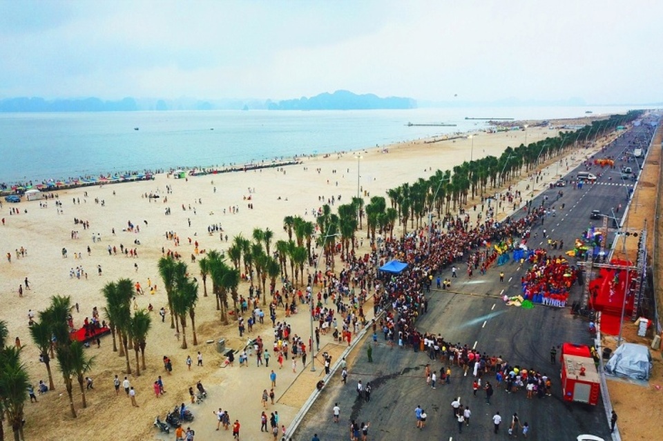 Điểm nhấn mới trong “bản giao hưởng” bất động sản bên vịnh Hạ Long - 2 Điểm nhấn mới trong “bản giao hưởng” bất động sản bên vịnh Hạ Long - 2