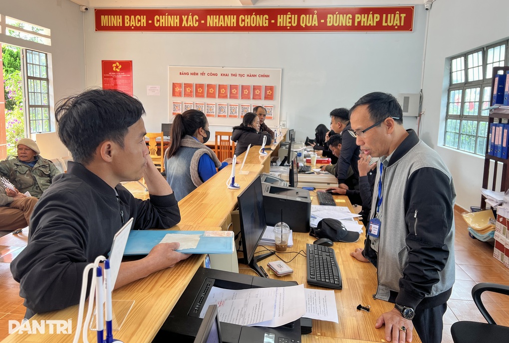 Lâm Đồng biệt phái 730 cán bộ, công chức cấp tỉnh về xã - 2 Lâm Đồng biệt phái 730 cán bộ, công chức cấp tỉnh về xã - 2