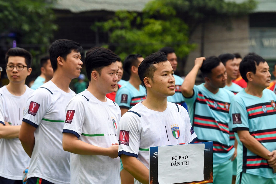 Nói là làm, FC Báo Dân trí giật cúp vô địch đầy kịch tính - 3