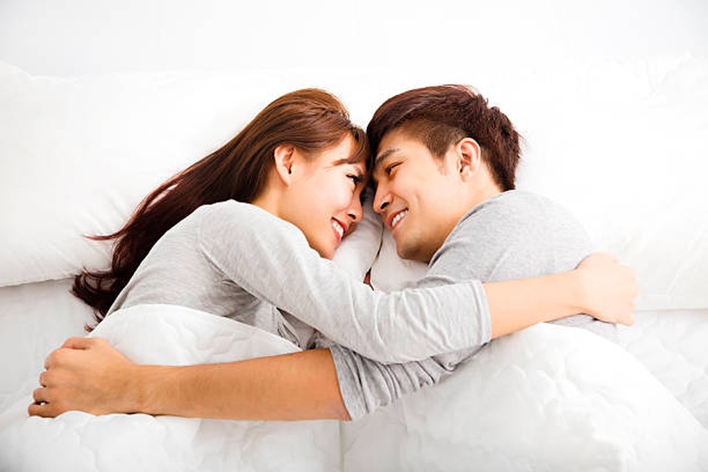 Sập giường đêm tân hôn, tôi ngớ người khi biết mẹ chồng đạo diễn - 1 Sập giường đêm tân hôn, tôi ngớ người khi biết mẹ chồng đạo diễn - 1