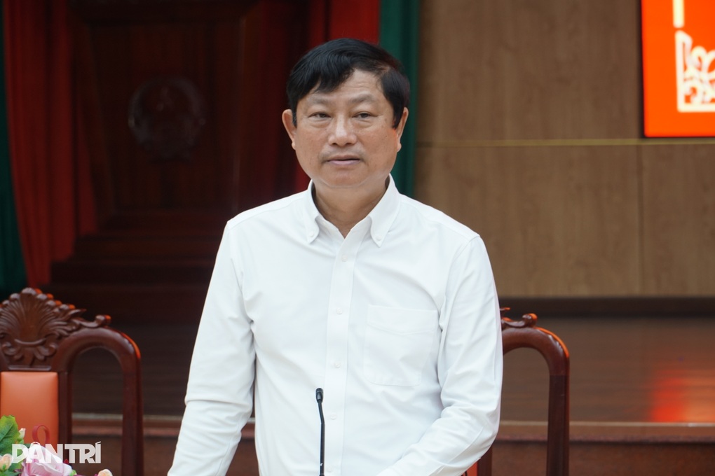 Chủ tịch HĐND TPHCM yêu cầu rà soát nguyện vọng cử tri tạm trú - 1