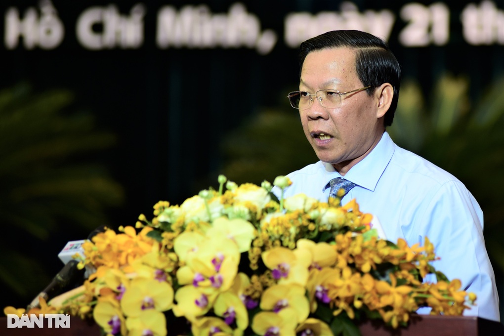 Bí thư TPHCM: Rất kinh khủng khi có người vì lòng trắc ẩn mà bị lừa - 3 Bí thư TPHCM: Rất kinh khủng khi có người vì lòng trắc ẩn mà bị lừa - 3