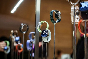 Apple kiện nhân viên tiết lộ bí mật thương mại cho Oppo