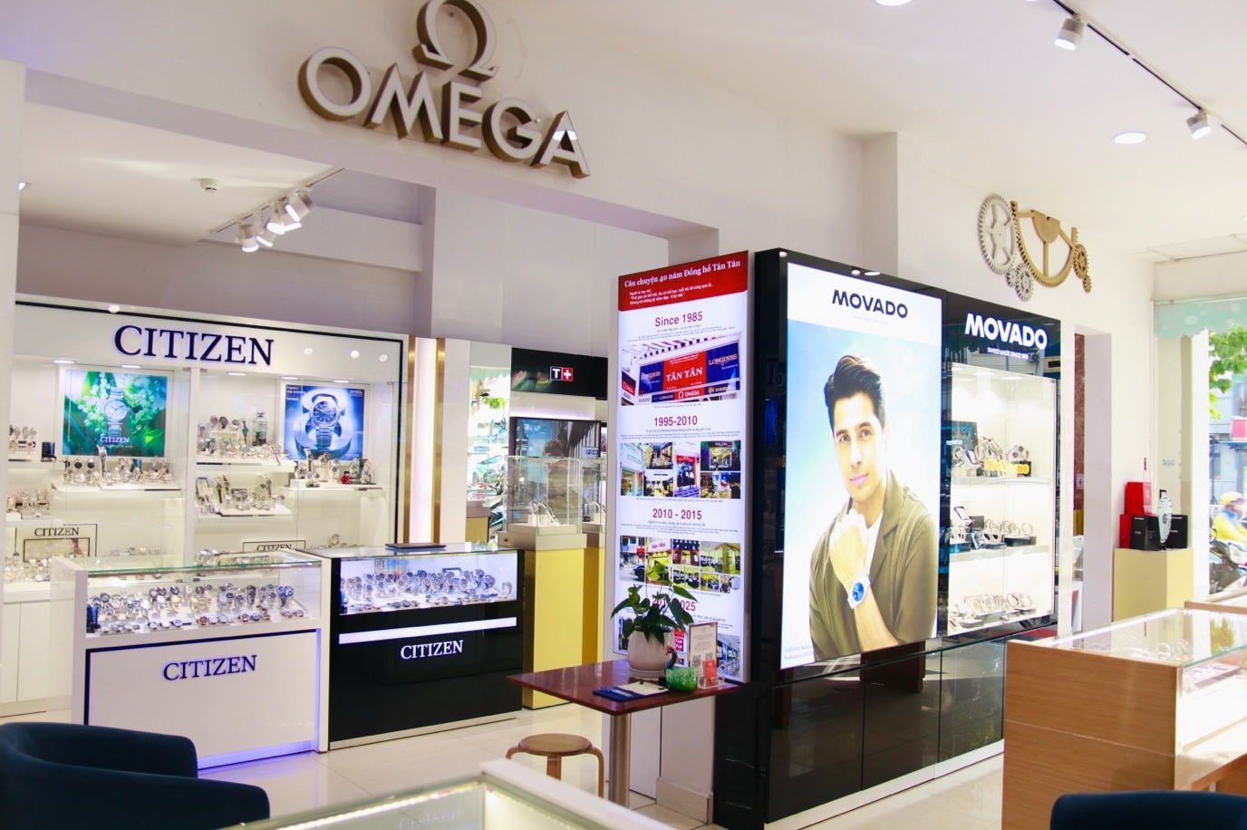 Đồng hồ Tân Tân: Hành trình từ cửa tiệm nhỏ đến 20 showroom toàn quốc - 1