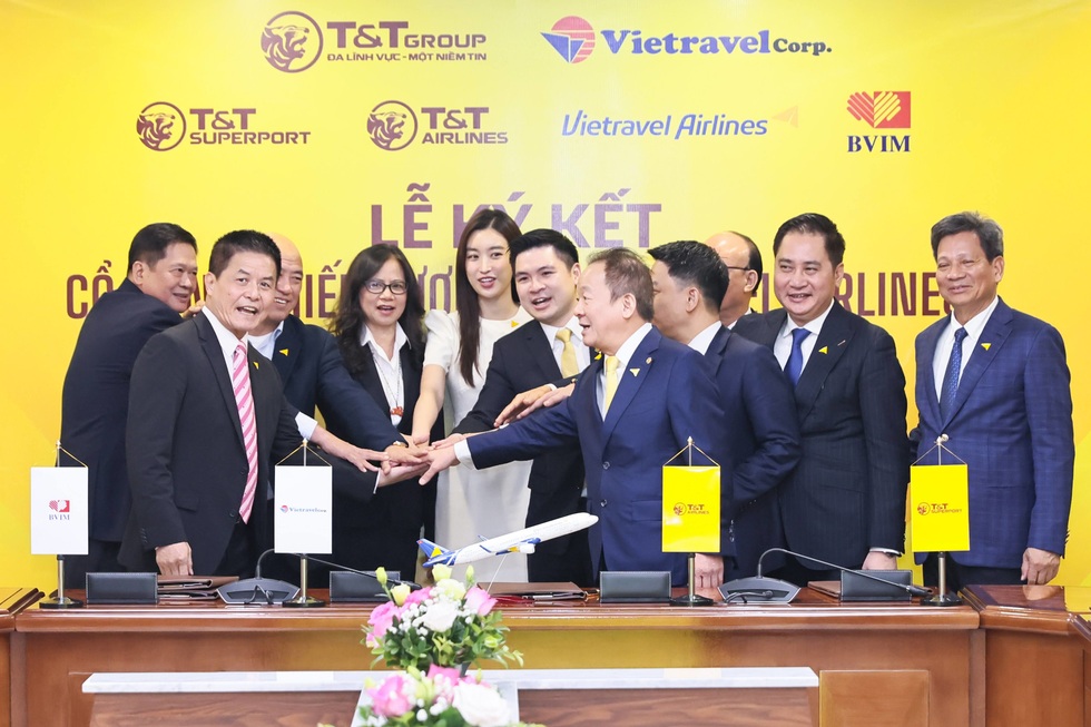 Giấc mơ bay của các đại gia, tỷ phú Việt - 1 Giấc mơ bay của các đại gia, tỷ phú Việt - 1