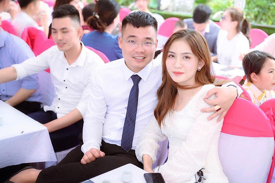 Đám hỏi ở Thái Nguyên gây chú ý vì dàn siêu xe cút kít chở tráp lễ - 4 Đám hỏi ở Thái Nguyên gây chú ý vì dàn siêu xe cút kít chở tráp lễ - 4