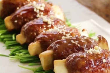 Cách làm thịt bò băm bọc nấm lạ miệng đưa cơm